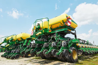 How to Select the Right Farm Machinery for Large-Scale Farming