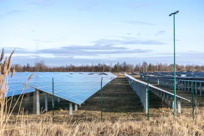 Benefits of Using Solar-Powered Water Pumps in Irrigation