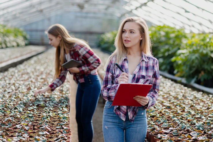 The Role of Agricultural Education and Training for New Farmers in South Africa